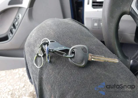 2016 Hyundai Elantra Se z USA, uszkodzony, nr VIN KMHDH4AE7GU571804